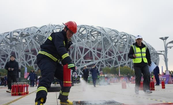 北京市全面启动2025年度消防宣传月活动